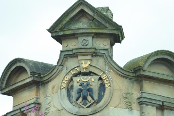 Airdrie Crest Architecture