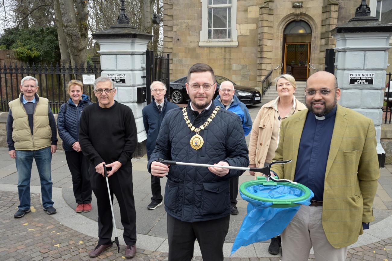 Litter pick Bellshill April 2023